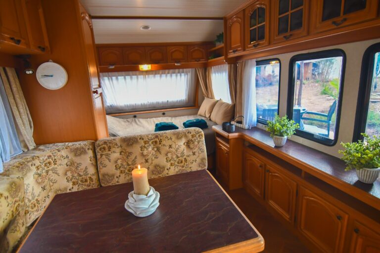 Caravan Baleia Interior